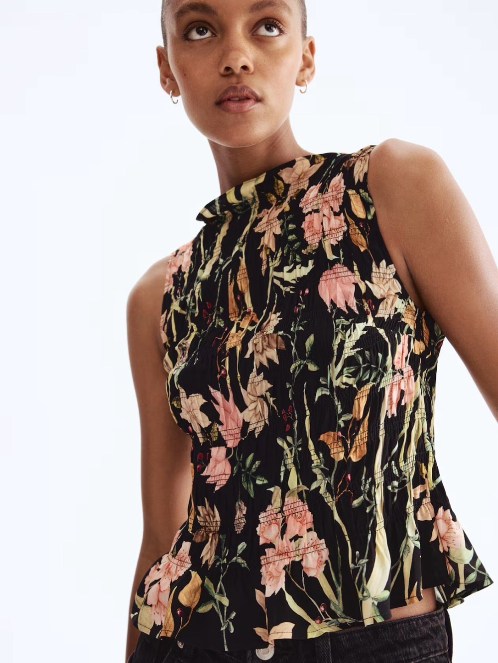 H&M Black Floral Smocked Sleeveless Top L